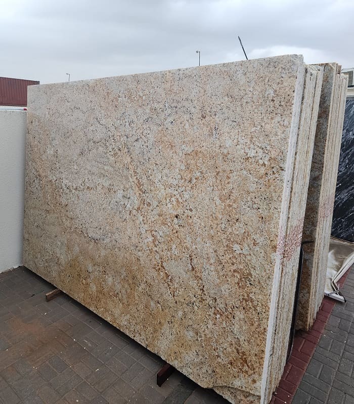 Colonial Gold Granite Gangsaw slabs · 20 mm — Stones Forever