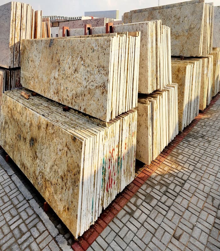Colonial Gold Granite Cutter slabs · 30 mm — Stones Forever